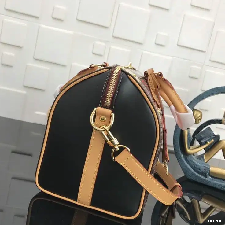 Fashionrepsfam ru 19T1L0354 LV Bags 0806